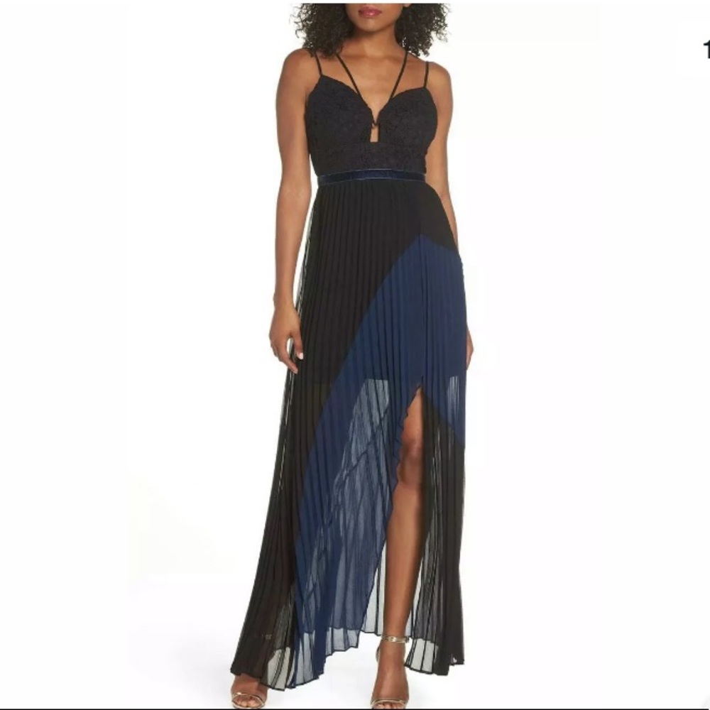 NWT Foxiedox Nealea Pleat Chiffon Gown XS